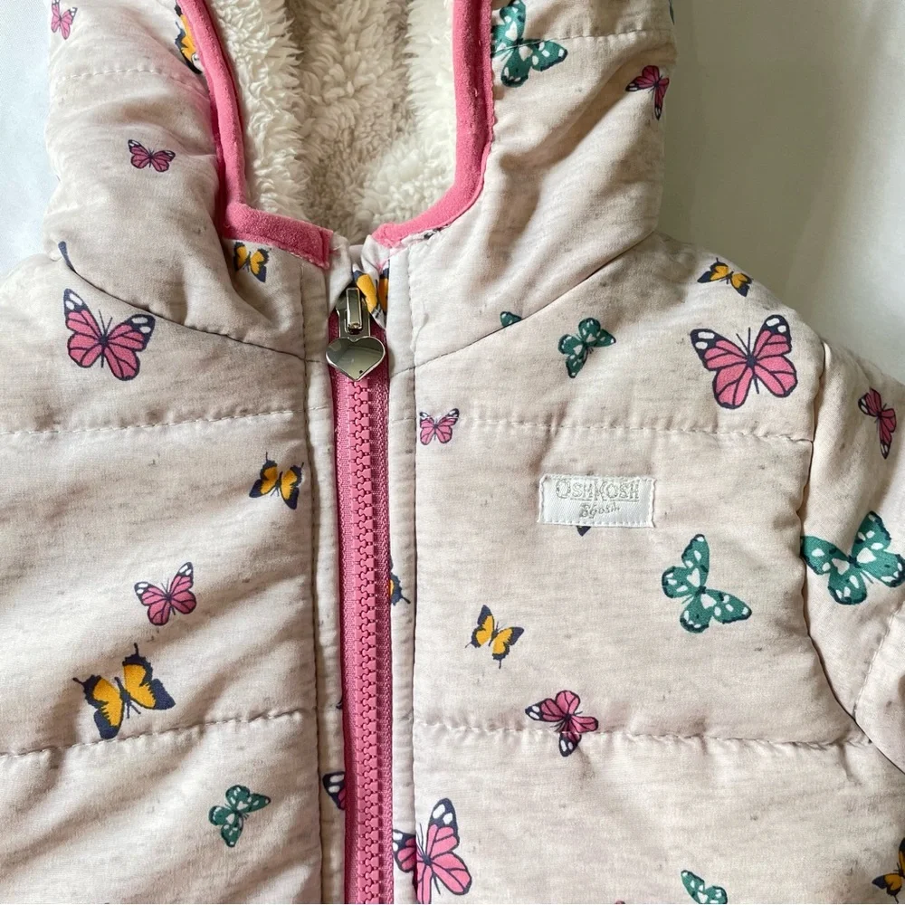 Oshkosh Bunting Snowsuit Size 6-9 months Muliticolor Butterflies